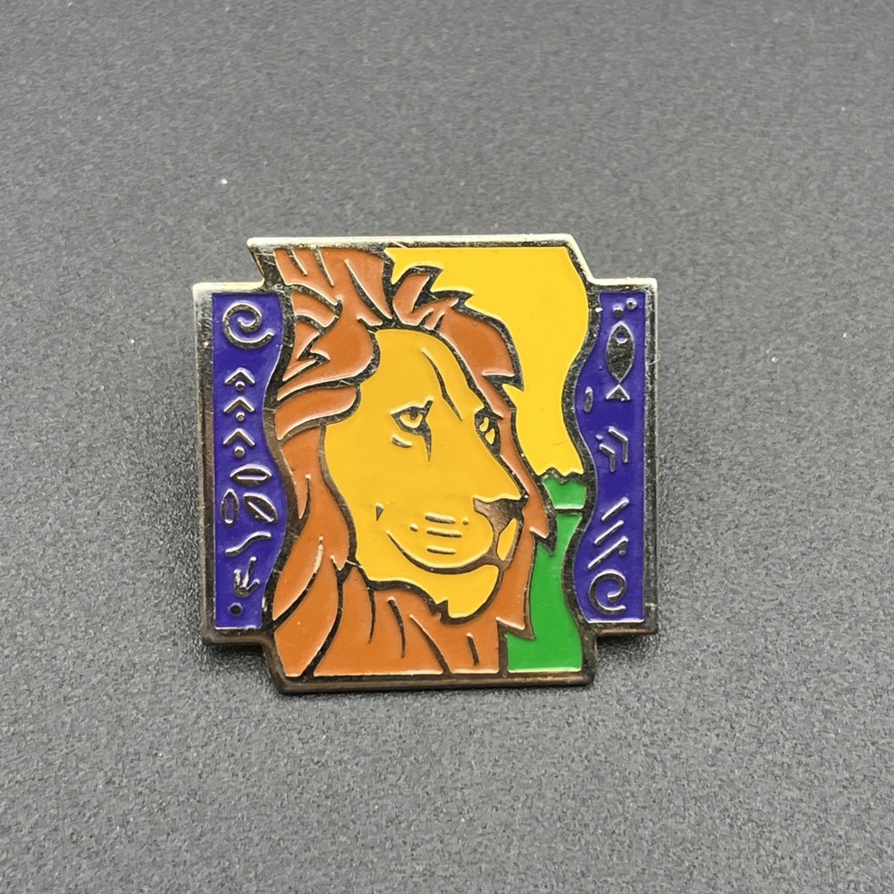 World Wildlife Fund WWF Lion Go Wild Lapel Hat‎ Pin